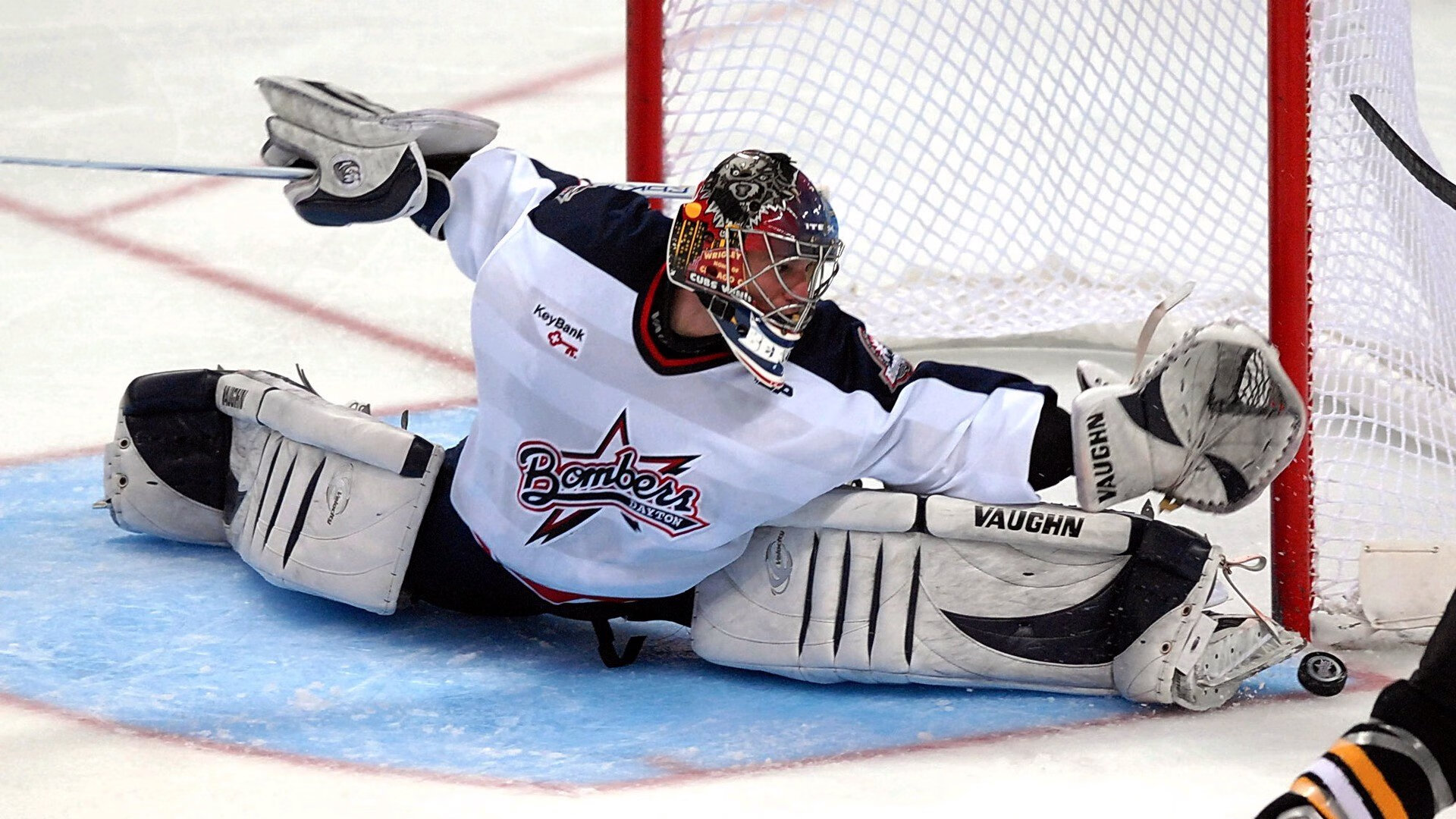 东契奇魔术秀,当独角兽在勇士禁区跳起华尔兹