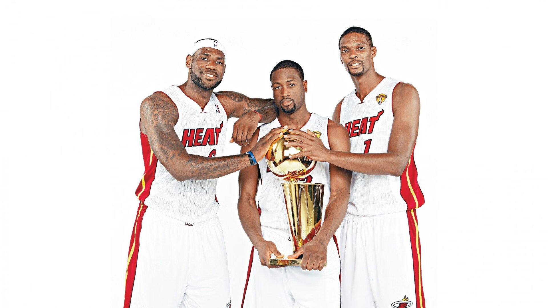 当掘金横扫辽宁,塔图姆在意甲接管,体育全球化下的文化奇观